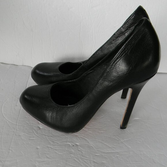DOLCE VITA BLACK LEATHER HIGH HEELS CLASSIC OFFICE SZ 7 - Picture 1 of 5